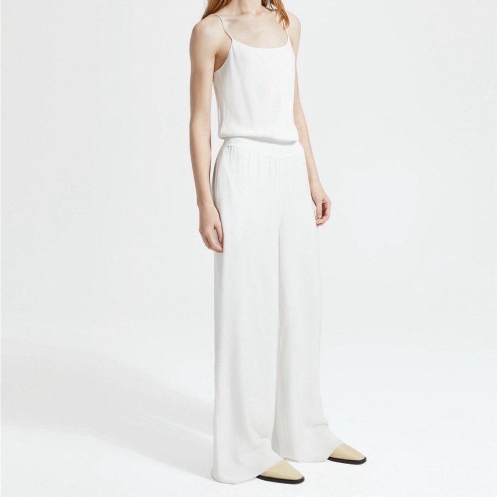 Theory White Jumpsuit Chic and Versatile - Picture 2 of 11
